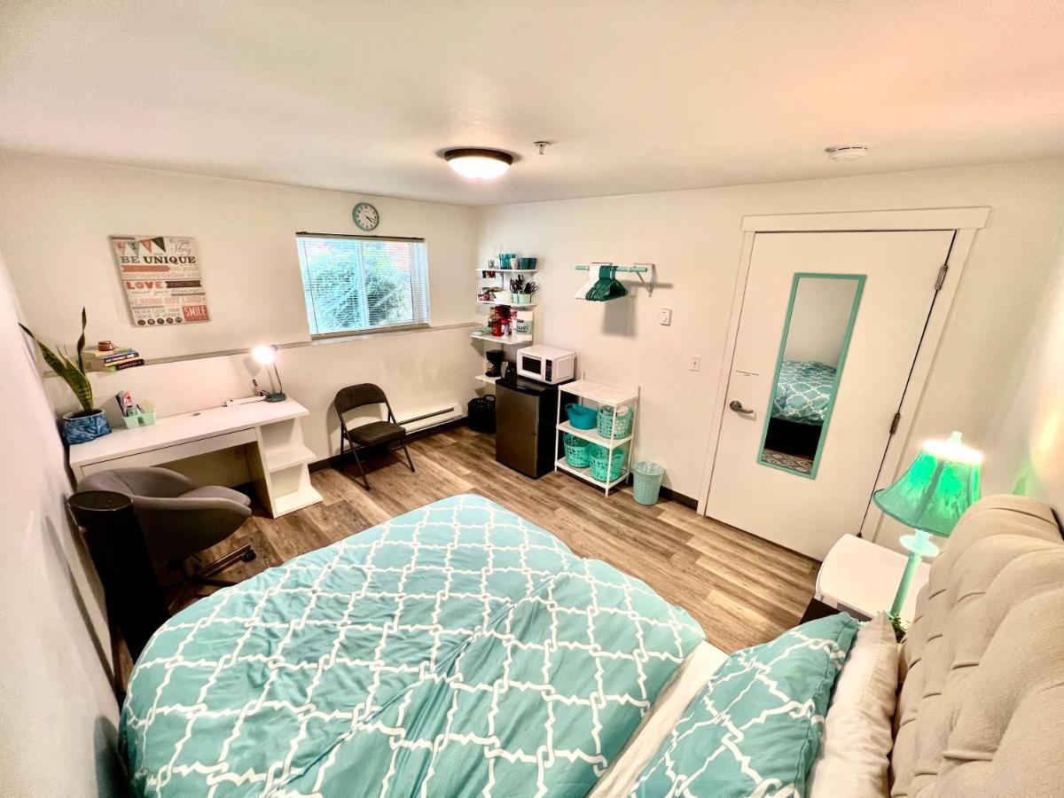 Private Room With Shared Bathroom On The 1St Floor 10 Minutes Walk To University Of Washington Seattle Exteriér fotografie